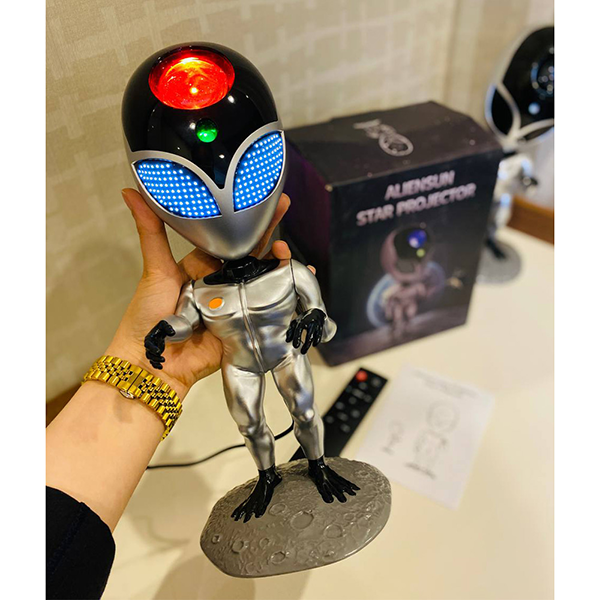 3-Galactic spaceman projector پروژکتور آدم فضایی کهکشانی