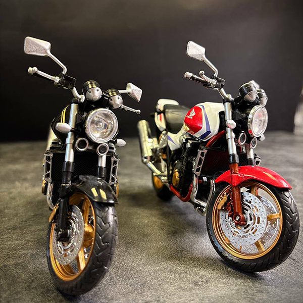 cb1 ماکت موتور مدل Honda CB 1300SF