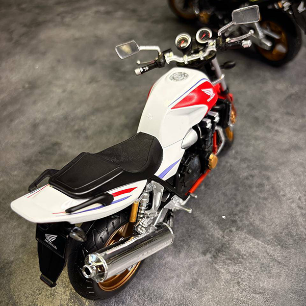 cb3 ماکت موتور مدل Honda CB 1300SF