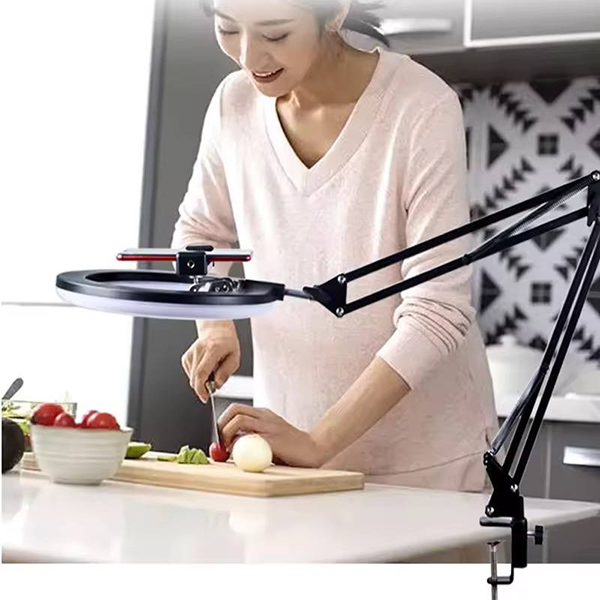 5-Mobile-and-tablet-holder-for-mounting-on-the-edge-of-a-table-or-bed هولدر نگهدارنده موبایل و تبلت نصب لبه میز و تخت
